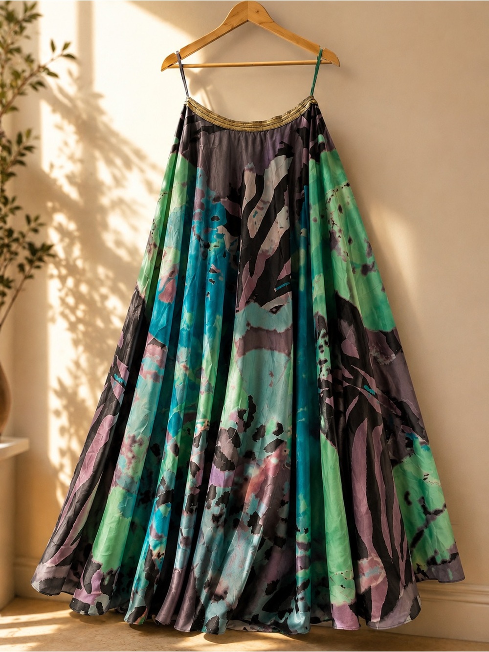 Anthropologie Geisha Designs Silk Blend Maxi skirt / Statement Abstract Print
